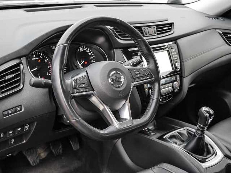 Nissan X-Trail Tekna 1.6 DIG-T Panorama Navi Leder Soundsystem LED Kurvenlicht ACC Mehrzonenkli