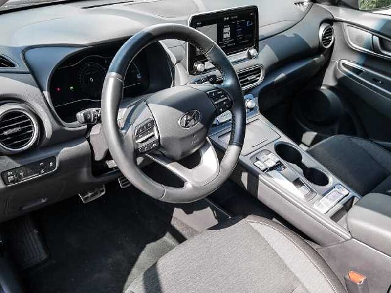 Hyundai KONA Style Elektro 2WD Navi Soundsystem LED Scheinwerferreg. ACC Apple CarPlay Androi