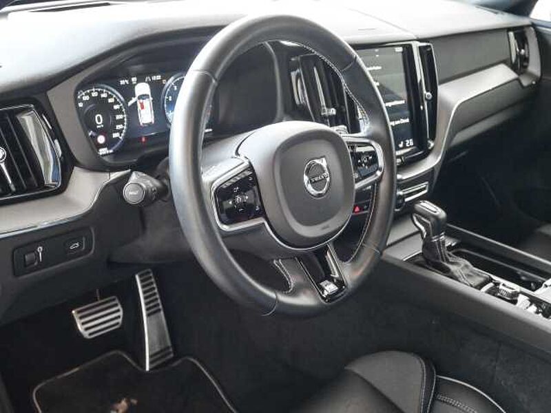 Volvo XC60 R-Design 2WD T4 EU6d-T HUD Navi digitales Cockpit Memory Sitze Soundsystem Harma