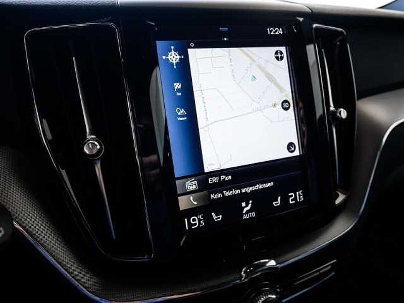 Volvo XC60 R-Design 2WD T4 EU6d-T HUD Navi digitales Cockpit Memory Sitze Soundsystem Harma