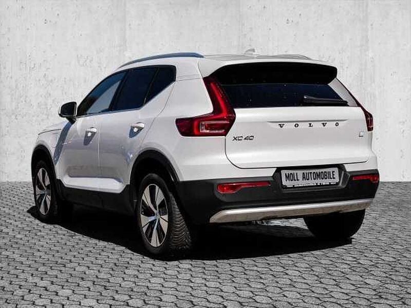 Volvo XC40 Plus Bright Recharge Plug-In Hybrid 2WD T4 Twin Engine EU6d StandHZG digitales C